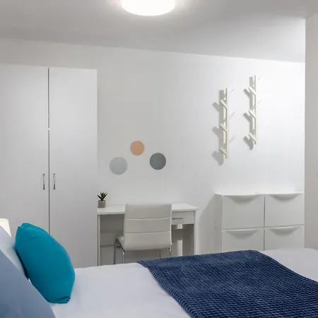 Moderne In Mit Pool By Interhome * Crikvenica