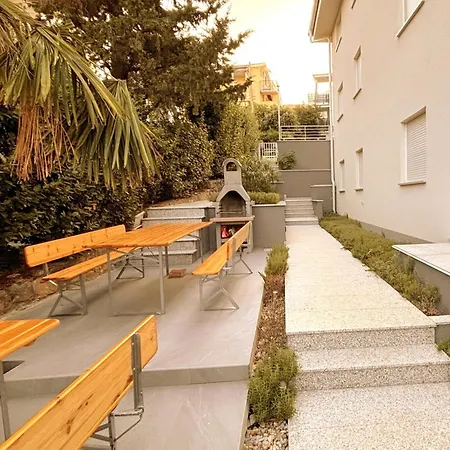 Moderne In Mit Pool By Interhome Apartment