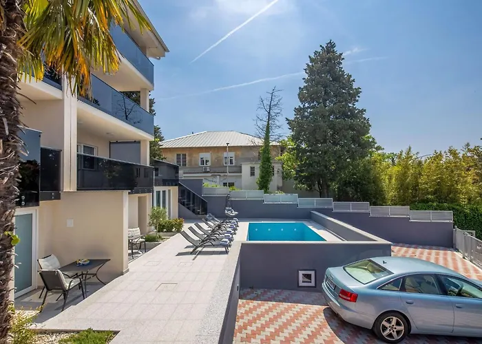 Appartamento Moderne In Mit Pool By Interhome Crikvenica